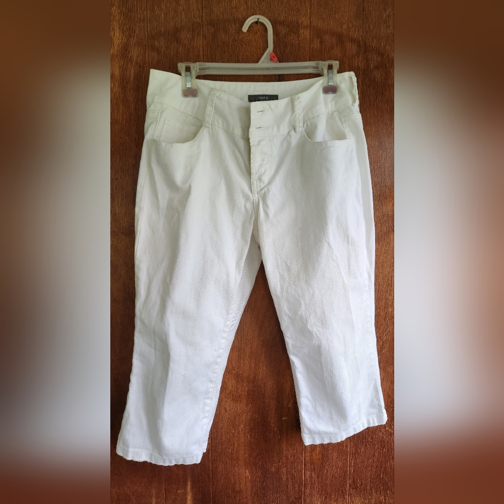 Distressed Apt. 9 Classic White Pants, Size 10